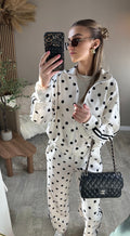 Ensemble à pois